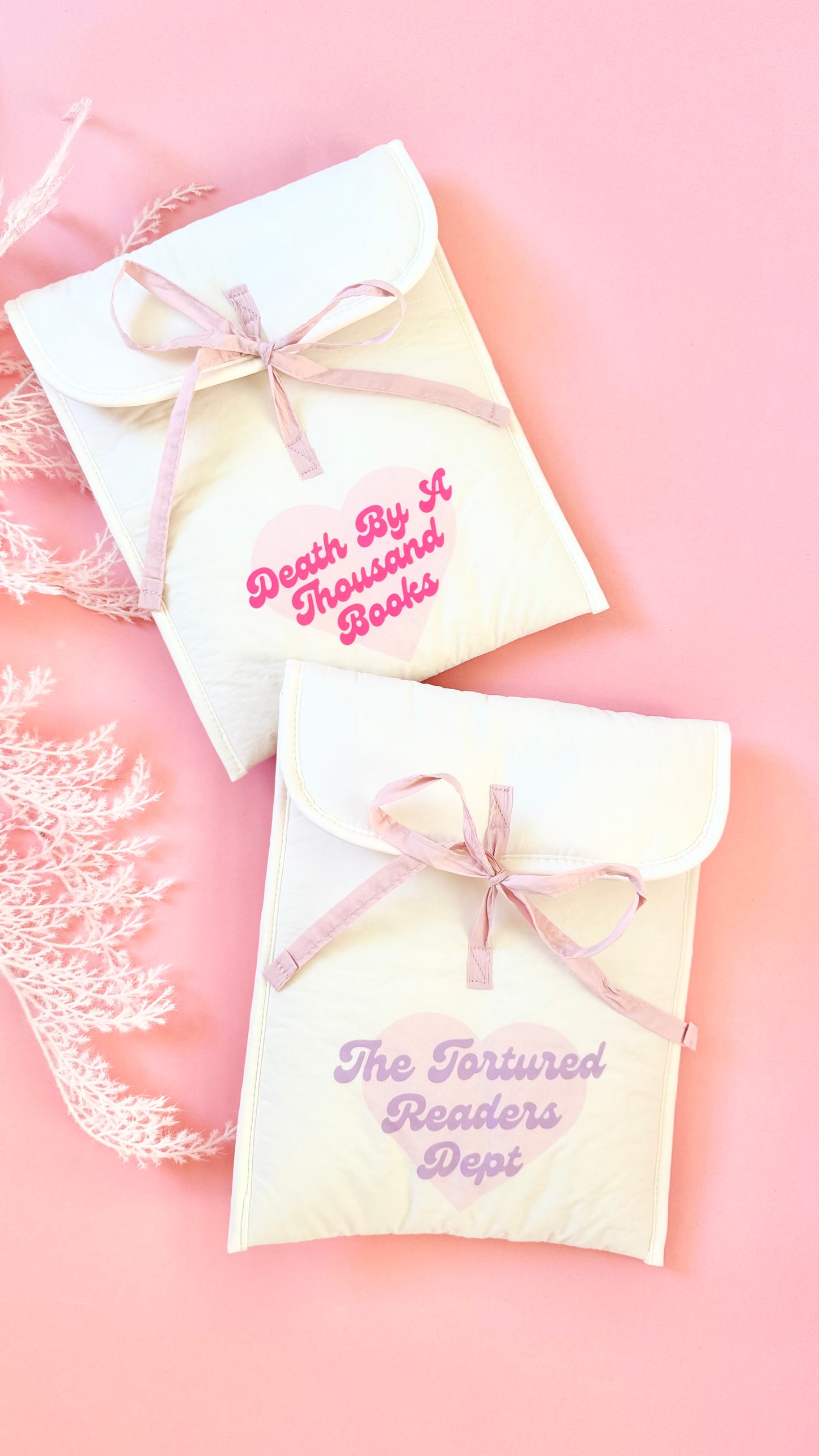best friend book lover gift idea for book lover Christmas gift daughter book gift care package custom gift for friend Book club hostess gift idea avid reader gift idea Trendy aesthetic bookish girl gifts for her book lover gift Book Blind Date Gift Set Box without the Book Lover Club Bookish Personalized Gift For Book Lover Gift Book Worm Gift Box Accessories book lover gift set book lover gift box bookish gift ideas blind date with a book everything but the book blind date reading accessories book