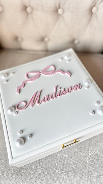 personalized white jewelry box for teen girl sweet 16 jewelry box with name engraving custom jewelry organizer for teenage daughter personalized jewelry case for granddaughter birthday teen girl Christmas gift jewelry storage box customized with name jewelry box for sweet sixteen keepsake luxury jewelry organizer for teen girl birthday gift personalized jewelry case for daughter teen girl travel jewelry box with compartments personalized jewelry organizer niece present Christmas daughter gift