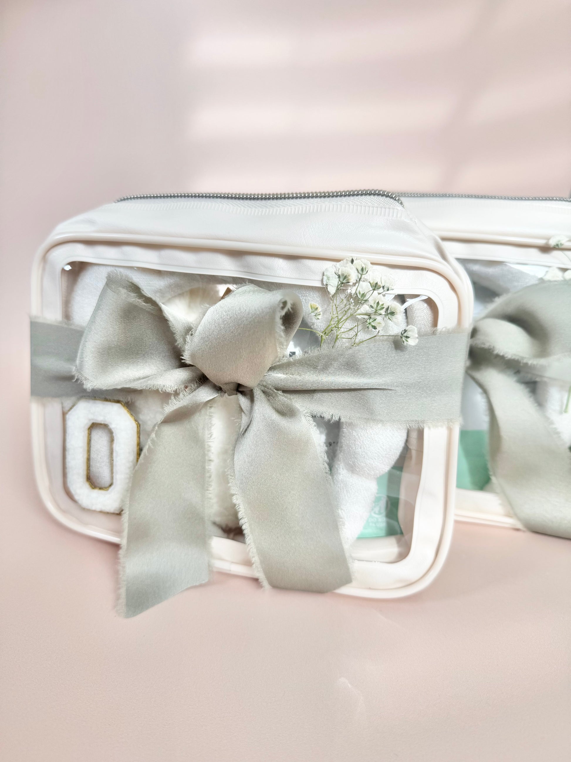 Clear Bag for Bridal Party Thank You Gift Bag for Sage Wedding Dusty Green Bridal Shower Favor for Golf Bachelorette Party Bridesmaid Gifts Personalized Spa Pamper Care Package Clear Makeup bag for Bridesmaid Proposal Party Favor Goodie Bag For Tween Girl Sweet 16 Guest Favor Personalized Bridal Wedding Party Gift for Bridesmaid Bachelorette Gift Idea for Day of Wedding Gift for Maid of Honor Gift for Flower Girl Sage wedding gift bag favors for bridal shower guest gift cosmetic sets for guest