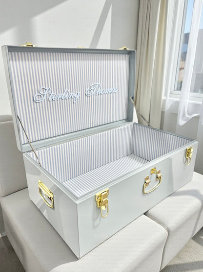 Custom Keepsake Trunk for Boy First Birthday Gift for Son Toddler Gift for Nephew Christmas Gift Grandson Heirloom Gift Boy Nursery Decor boy keepsake trunk petite Keep trunk for boy first birthday party nephew gift for grandson boy memory box trunk for child gift idea for a boy baptism Christmas gift idea for nephew gift for newborn baby boy nursery decor blue keepsake trunk gift for baby shower boy gift for grandson heirloom keepsake firstborn gift memory box for new mom boy mom gift idea