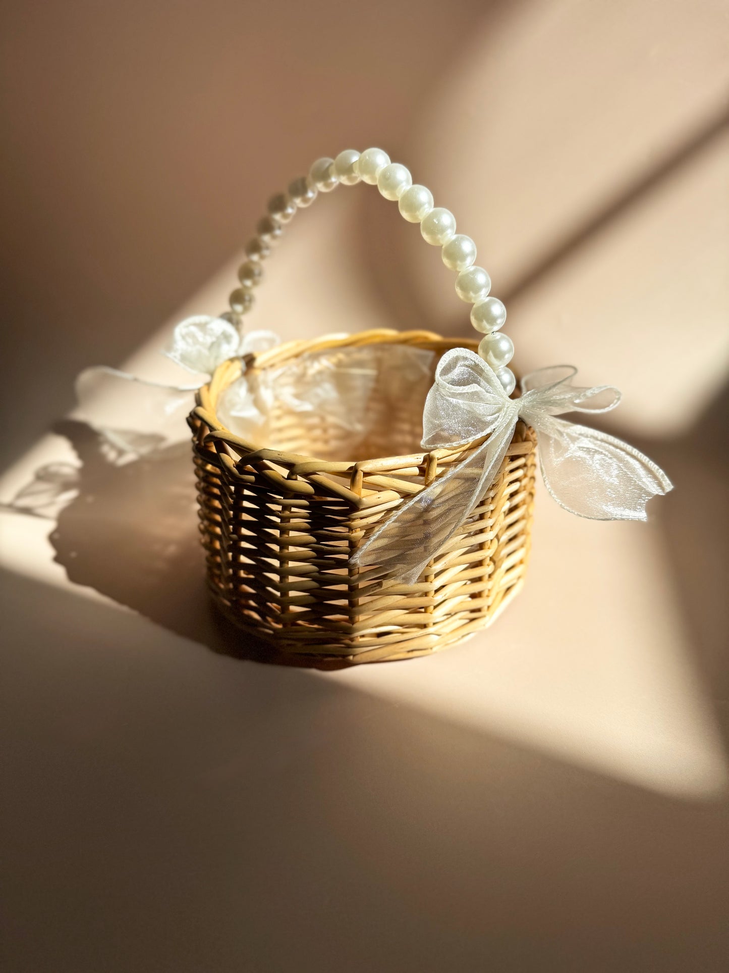 flower girl proposal gift box personalized will you be my flower girl gift for niece toddler thank you gift wedding day flower girl keepsake box custom flower girl gift set proposal box for little girl flower girl accessories gift flower girl present idea cute flower girl proposal box wedding party gift for flower girl personalized wedding proposal gift for flower girl keepsake gift box for little will you be my flower girl present flower girl jewelry box flower girl thank you gift idea niece