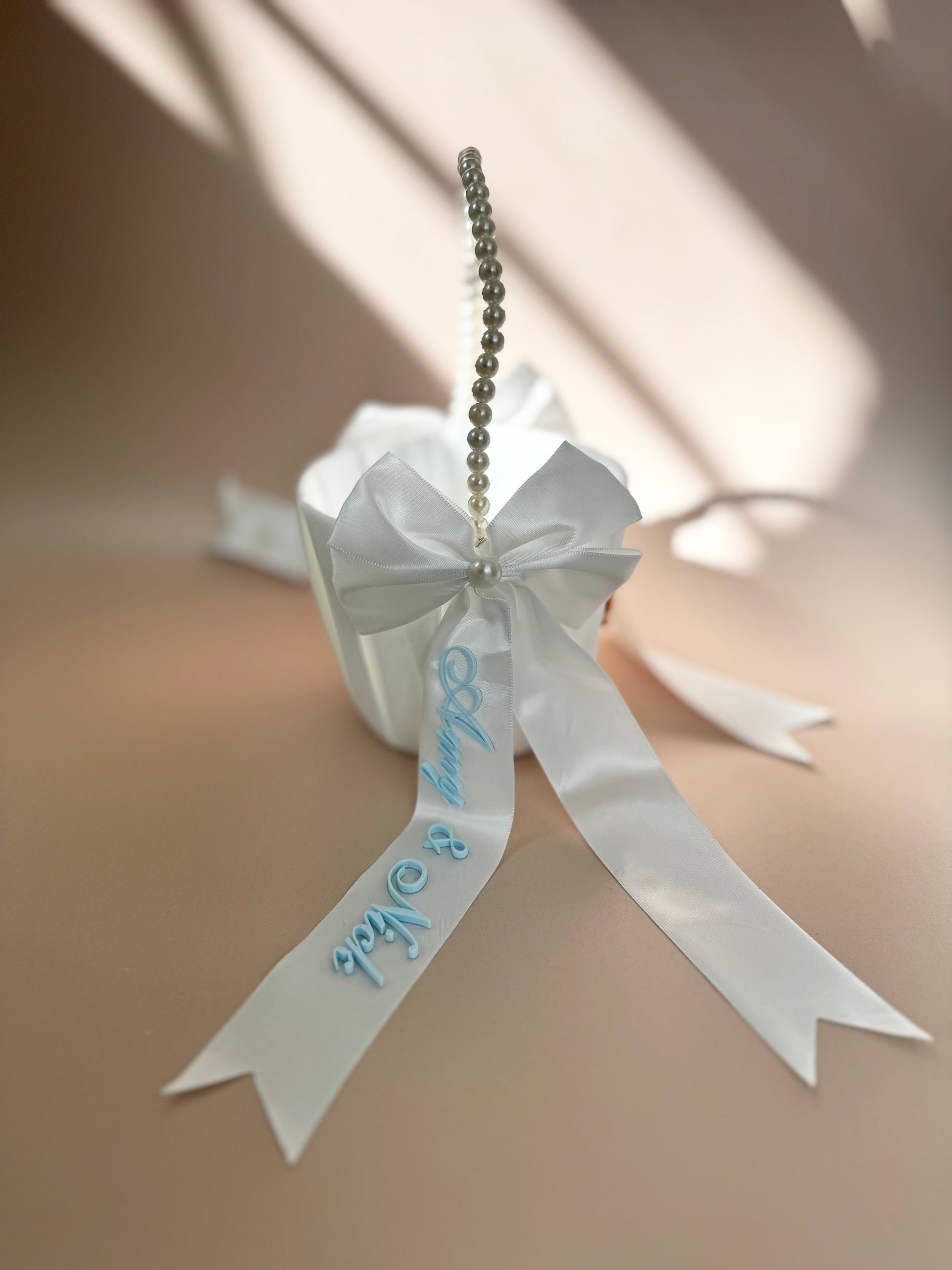 Custom flower girl basket white satin pearl flower girl basket personalized wedding basket toddler flower petal basket elegant wedding ceremony decor flower girl petal holder keepsake wedding accessory personalized flower girl gift white satin wedding flower basket with pearls handcrafted flower girl basket for toddler wedding ceremony flower petals basket personalized wedding keepsake basket flower girl decor for ceremony aisle elegant flower display basket wedding accessory for little girls