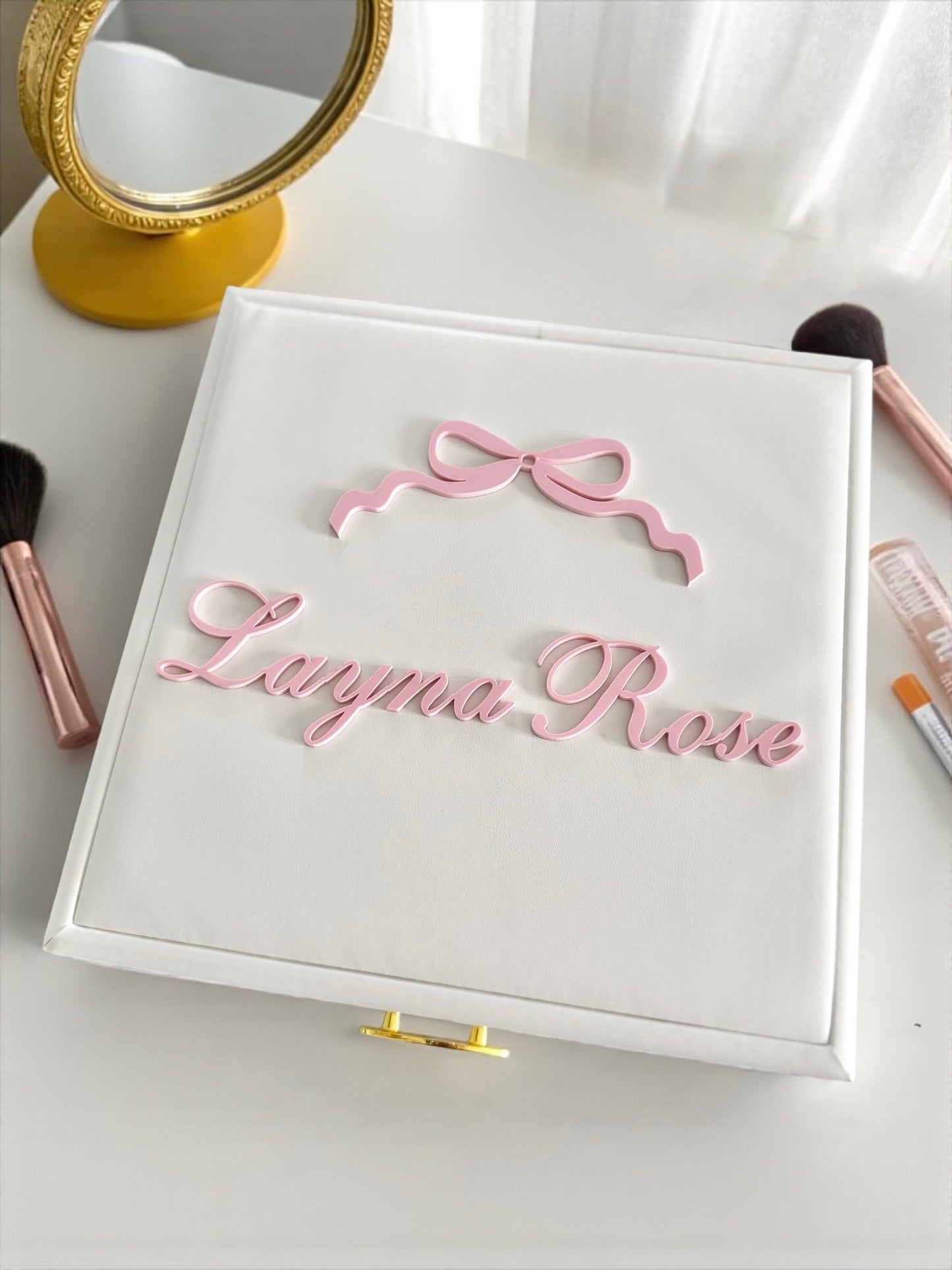 personalized white jewelry box for teen girl sweet 16 jewelry box with name engraving custom jewelry organizer for teenage daughter personalized jewelry case for granddaughter birthday teen girl Christmas gift jewelry storage box customized with name jewelry box for sweet sixteen keepsake luxury jewelry organizer for teen girl birthday gift personalized jewelry case for daughter teen girl travel jewelry box with compartments personalized jewelry organizer niece present Christmas daughter gift