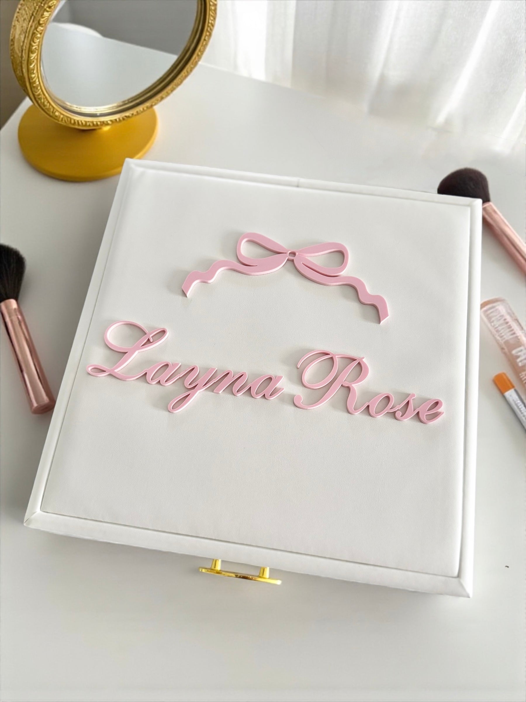 personalized white jewelry box for teen girl sweet 16 jewelry box with name engraving custom jewelry organizer for teenage daughter personalized jewelry case for granddaughter birthday teen girl Christmas gift jewelry storage box customized with name jewelry box for sweet sixteen keepsake luxury jewelry organizer for teen girl birthday gift personalized jewelry case for daughter teen girl travel jewelry box with compartments personalized jewelry organizer niece present Christmas daughter gift