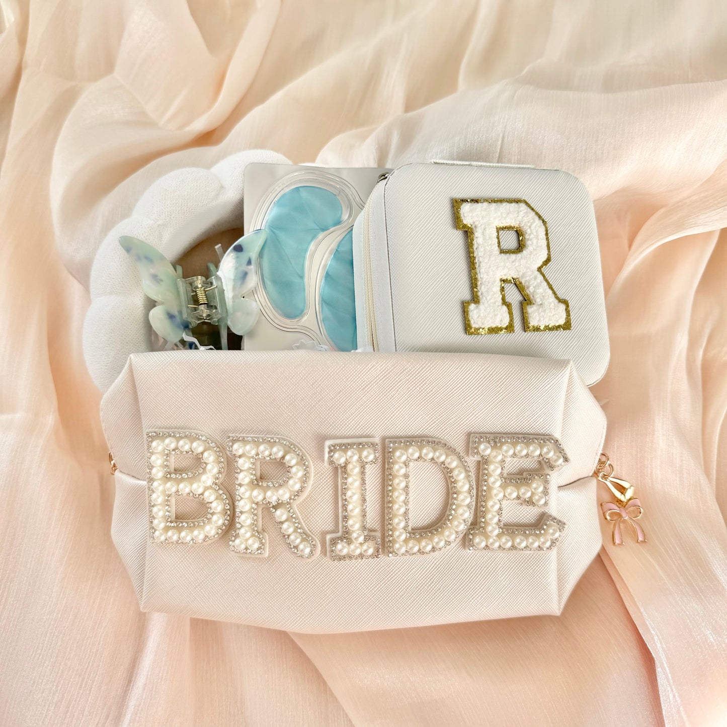 bride day of kit bag, bride to be cosmetic bag set, bride to be gifts box, engagement party gift for bride, best friend bride bag, honeymoon bride bag, newly engaged couple gift, bridal shower gift idea something blue bride gift blue bride gift for blue bridal shower gift idea bridal blue day of wedding gift from bridal party to bride gift for wedding day from bridesmaids