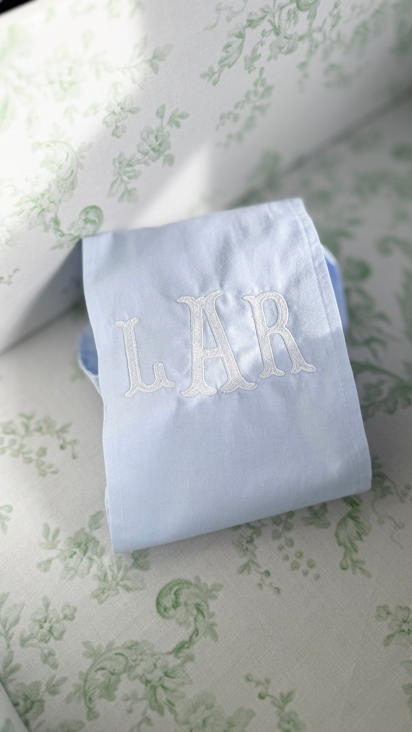 custom monogram baby sash with embroidered initial personalized newborn bow photoshoot prop embroidered initial baby sash for hospital outfit custom baby name sash for newborn photo baby bow sash for swaddle photo newborn hospital outfit monogram bow baby girl monogram sash embroidered bow baby boy personalized initial sash photoshoot custom embroidered baby sash keepsake newborn photo baby sash baby shower gift monogram sash fabric baby sash with custom initial newborn photography prop baby bow