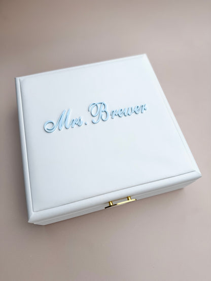 personalized white jewelry box for teen girl sweet 16 jewelry box with name engraving custom jewelry organizer for teenage daughter personalized jewelry case for granddaughter birthday teen girl Christmas gift jewelry storage box customized with name jewelry box for sweet sixteen keepsake luxury jewelry organizer for teen girl birthday gift personalized jewelry case for daughter teen girl travel jewelry box with compartments personalized jewelry organizer niece present Christmas daughter gift