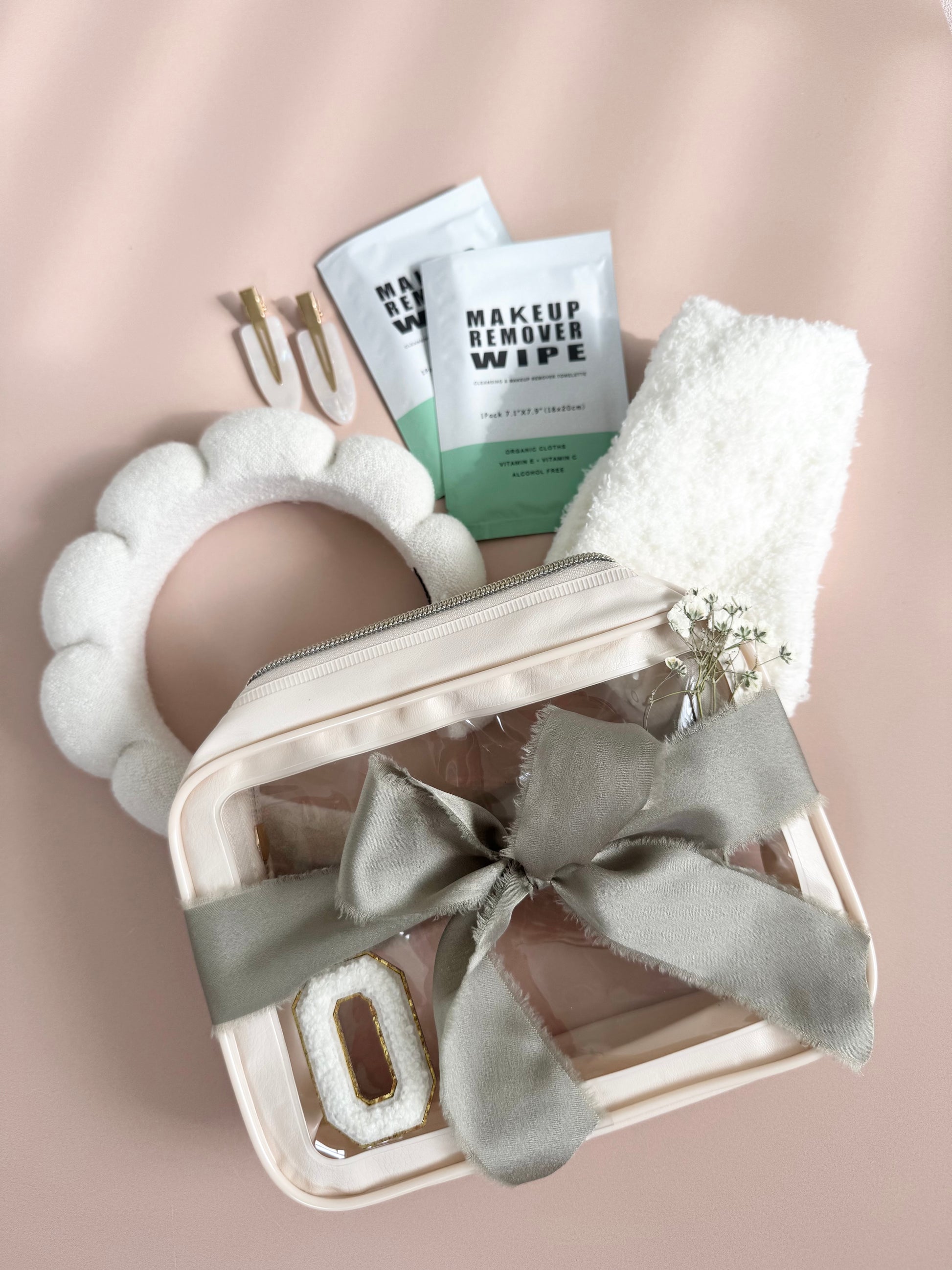 Clear Bag for Bridal Party Thank You Gift Bag for Sage Wedding Dusty Green Bridal Shower Favor for Golf Bachelorette Party Bridesmaid Gifts Personalized Spa Pamper Care Package Clear Makeup bag for Bridesmaid Proposal Party Favor Goodie Bag For Tween Girl Sweet 16 Guest Favor Personalized Bridal Wedding Party Gift for Bridesmaid Bachelorette Gift Idea for Day of Wedding Gift for Maid of Honor Gift for Flower Girl Sage wedding gift bag favors for bridal shower guest gift cosmetic sets for guest